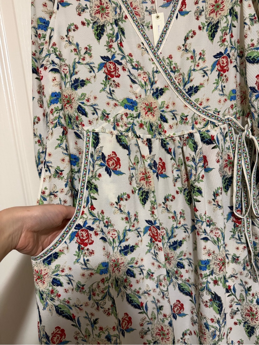 Max Studio Floral V-Neck Maxi Dress NWT $178 - Picture 4 of 9